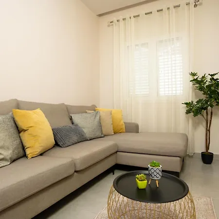 Tok 3 Apartment Durres